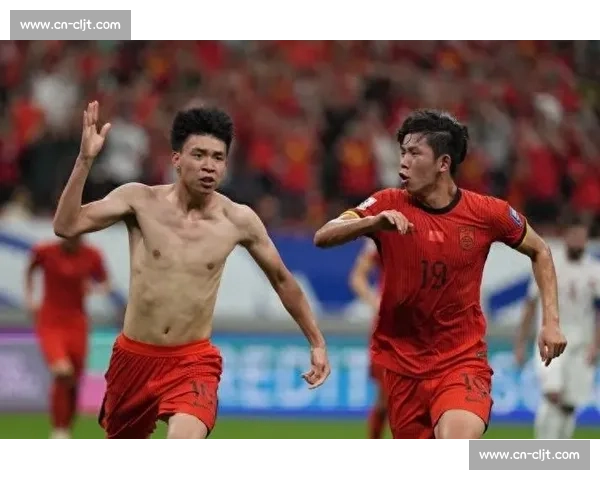 国足东亚杯名单公布：王钰栋领衔新星阵容，塞鸟压阵剑指新突破